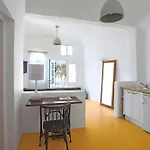 Hotel Remezzo Imerovigli (Santorini)