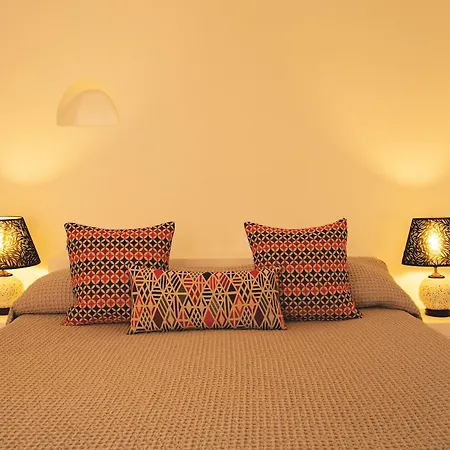 Remezzo 4* Imerovigli (Santorini)