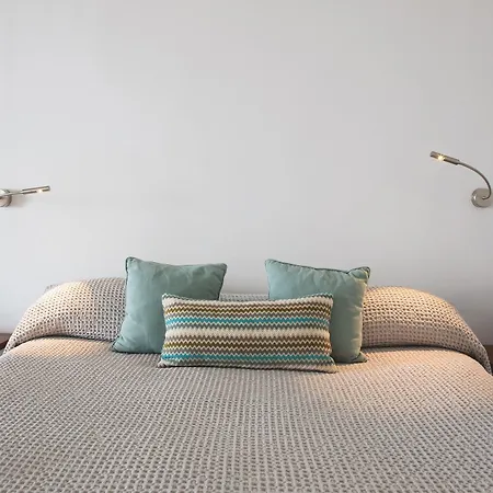 Hotel Remezzo Imerovigli (Santorini)