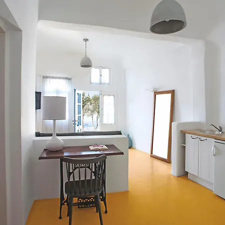 Hotel Remezzo Imerovigli (Santorini)