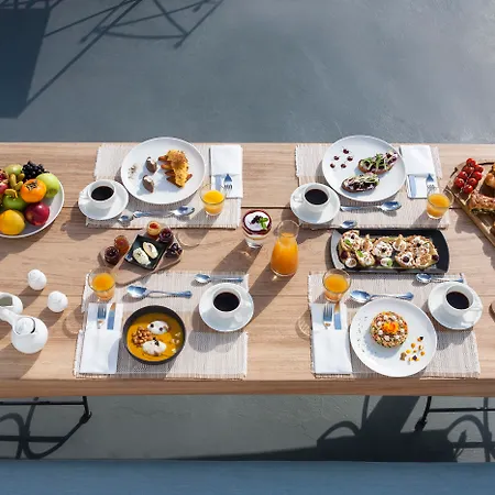 Remezzo Hotel Imerovigli (Santorini)