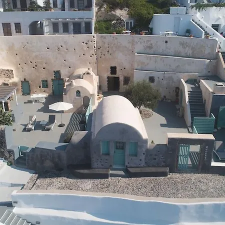 Remezzo Hotel Imerovigli (Santorini)