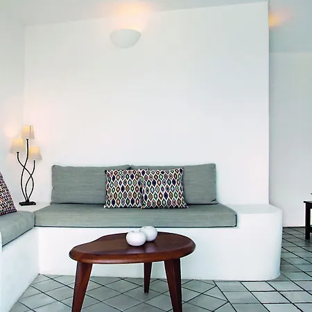 Hotel Remezzo Imerovigli (Santorini)